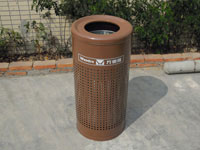 <b>垃圾桶项目-郑州万德隆商场</b>